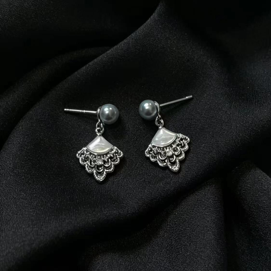 S925 Sliver Shell Design Seawater Japanese Akoya Madama Pearl Earring（6mm）