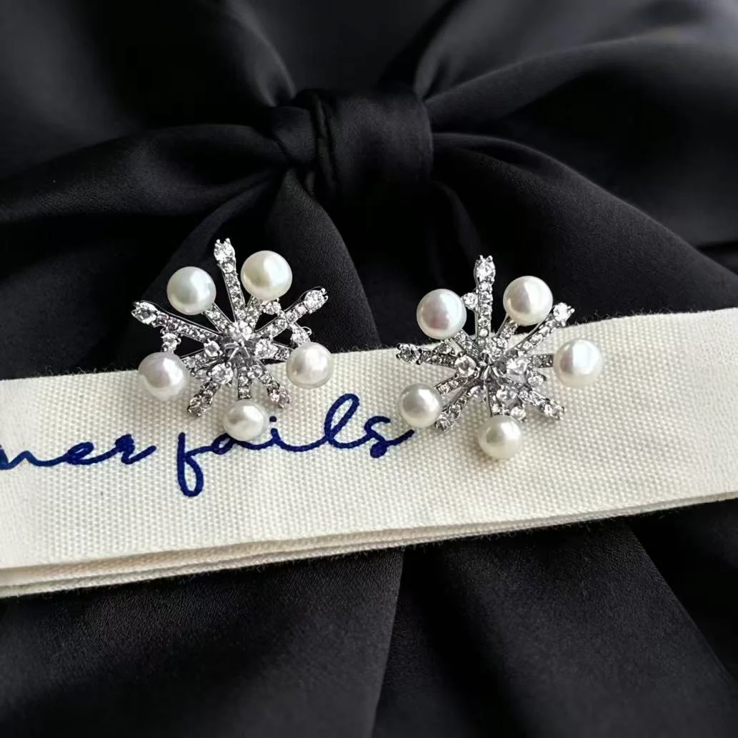 S925 Sliver Snowflake Design Freshwater Pearl Earring（5mm）